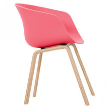 Пластиковый стул